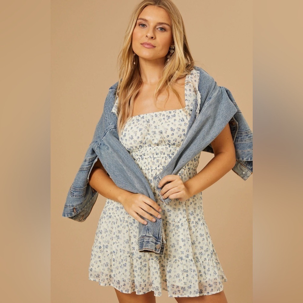 New with tags altard state Aubree floral mini dress
